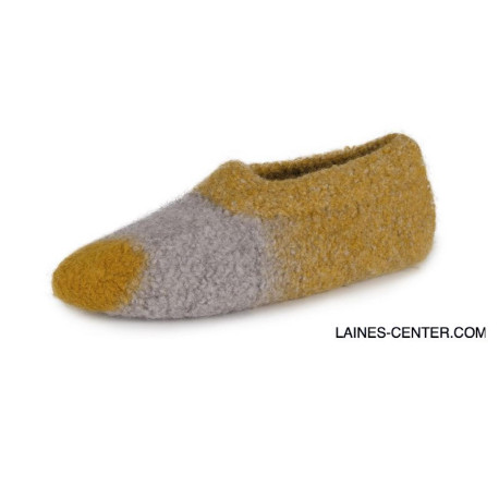 Slippers 103