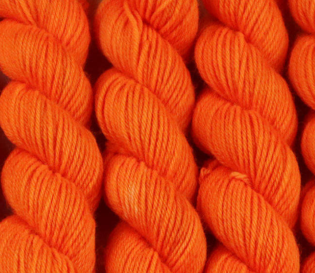 Hypatia Mini Orange Fluor